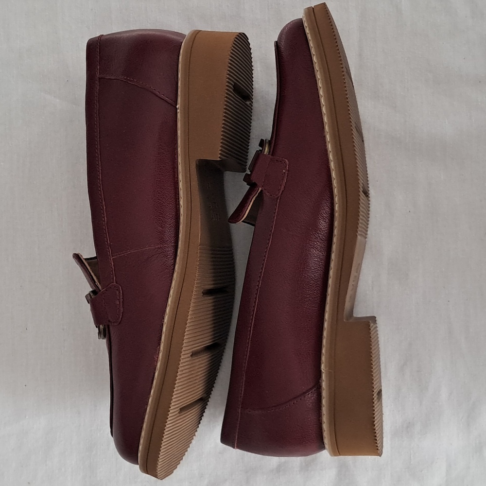 Naturalizer‎ Theo Loafer. Womans Size 8. Cranberry. - Picture 5 of 13